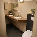 Gaestezimmer Lercher Hotel