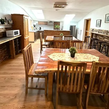 Gaestezimmer Lercher * ザンクト・ファイト・イム・ポンガウ