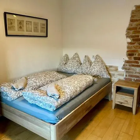Gaestezimmer Lercher Hotel *