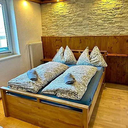 Gaestezimmer Lercher Hotel *