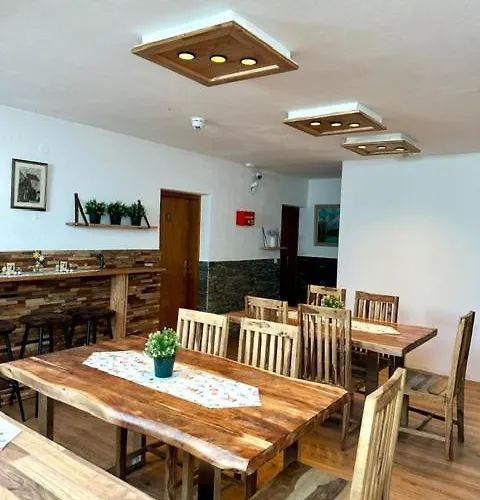 Отель Gaestezimmer Lercher